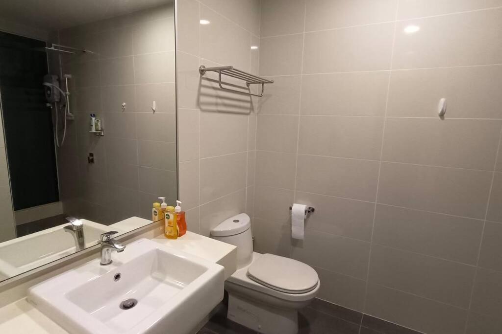 Southkey Mosaic By Comfort Places Management Pangsapuri Johor Bahru